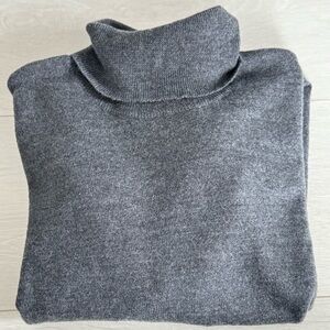 Gap Gray Turtleneck Sweater 100% Merino Wool Men’s XL